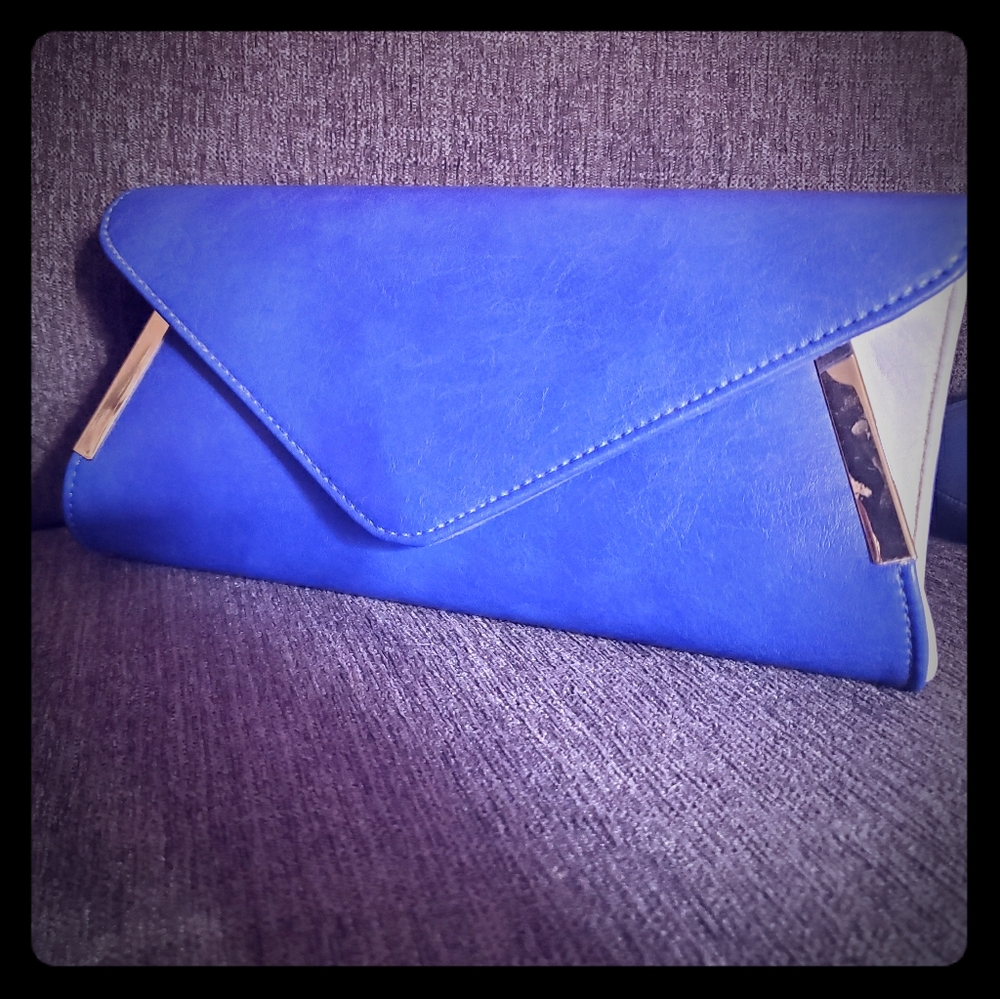 Blue clutch purse